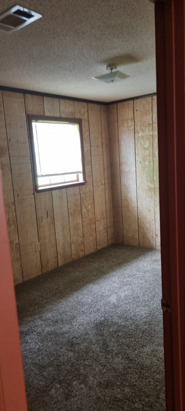 Photo - Oak Ridge Apartment Unit 16