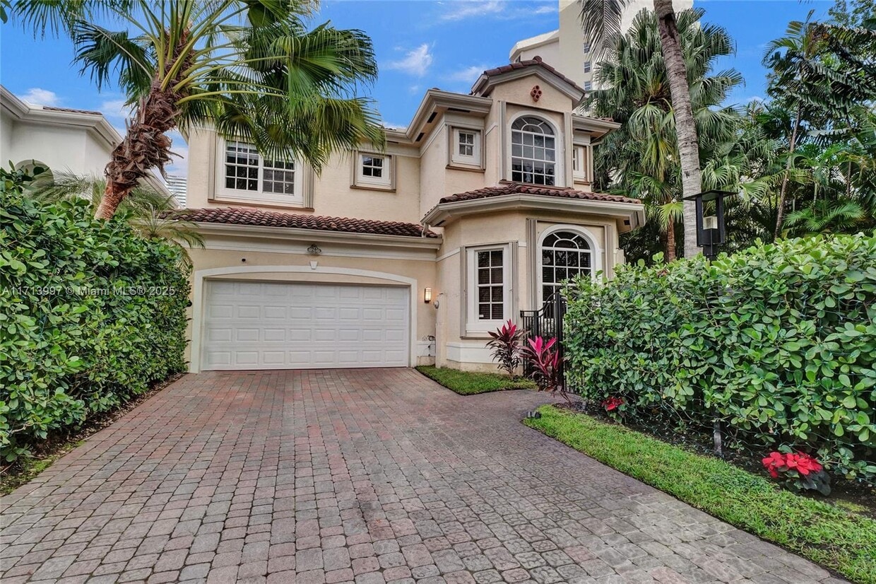 Photo - 19413 38th Ct (Golden Beach, FL)
