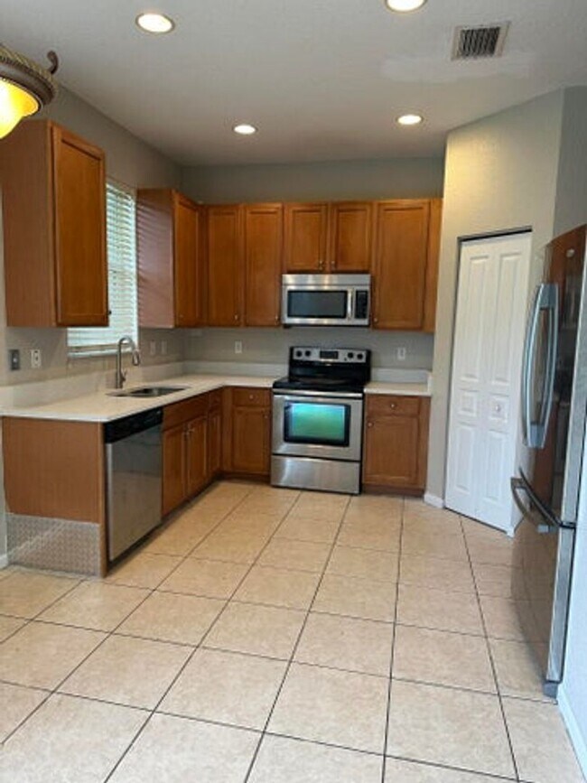 Photo - 5012 Starblaze Dr