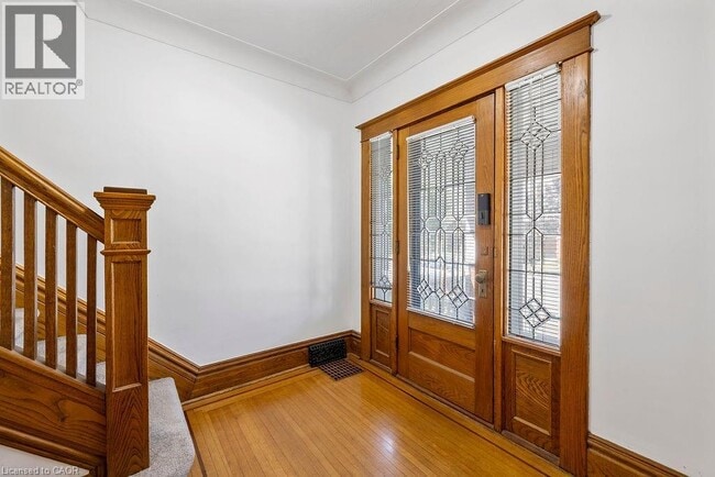 Photo - 35 Gage Ave S