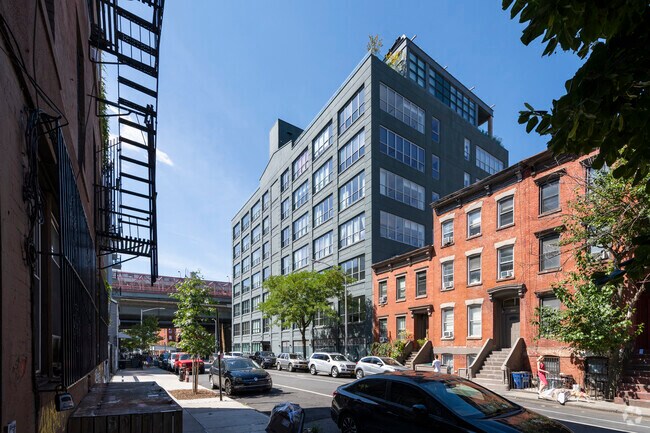 Photo - Williamsberry