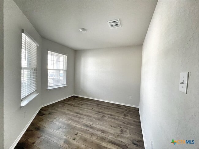 Photo - 29529 Spring Copper