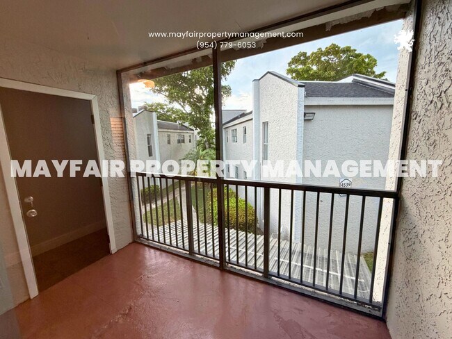 4543 Treehouse Ln