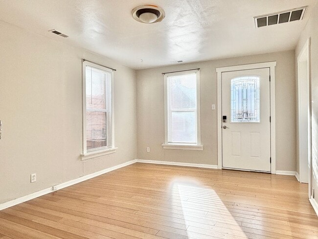 Photo - Darling Cottage Near the UofU!