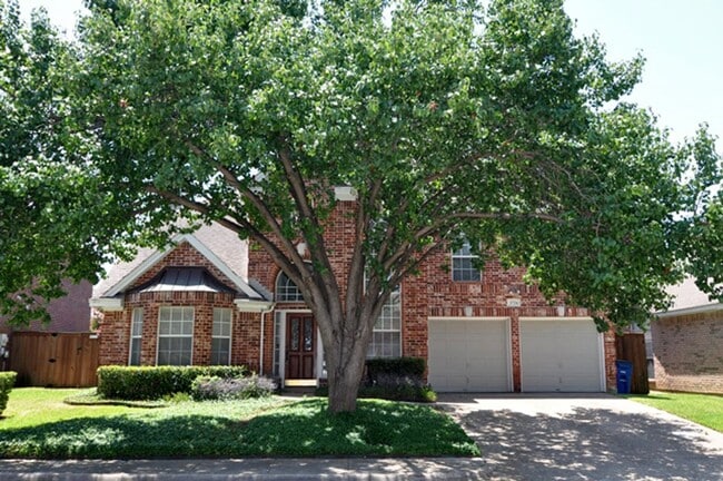 Building Photo - VIEW NOW/COMING SOON- Luxury Addison Home |Dual Fireplaces & 3 Living Areas-3724 Wood shadow Lane...