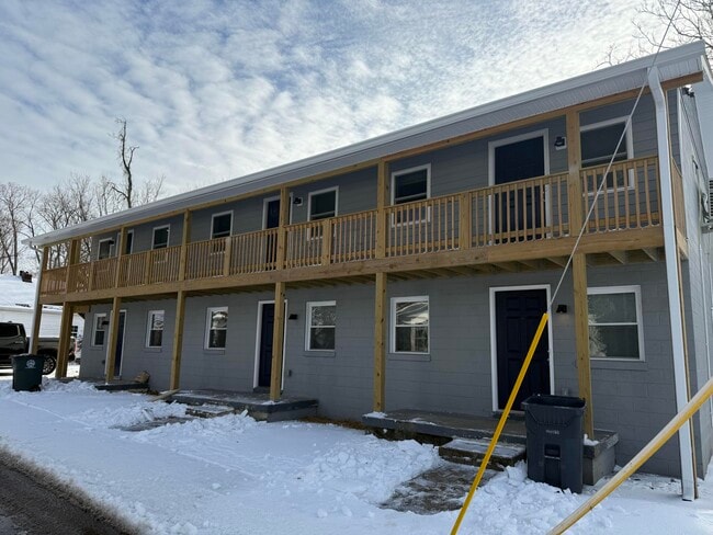 Building Photo - 402 Gunn St Unit 102