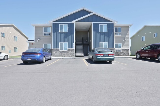 Building Photo - 6188 N Freedom Rd Unit 4