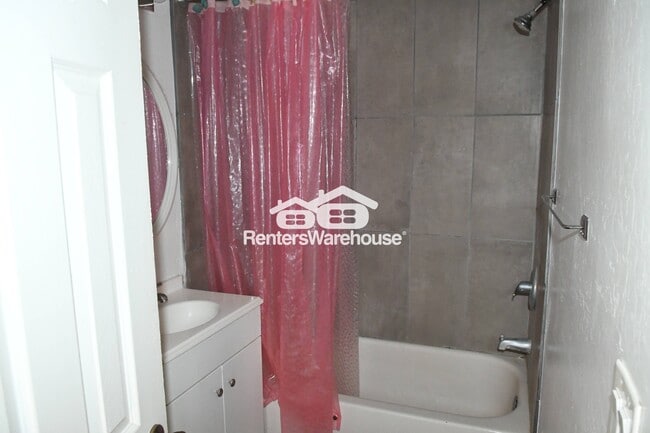 Photo - 729 E Mission Ln