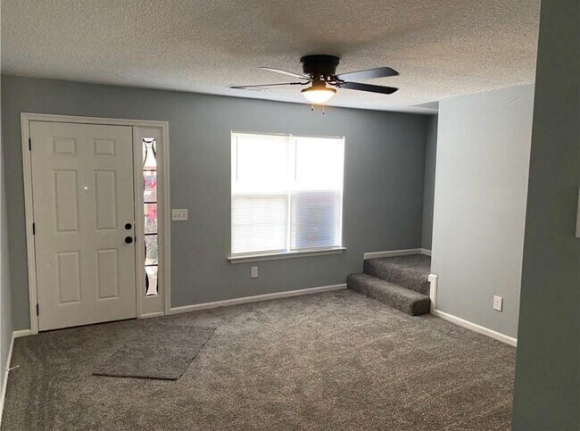 Photo - 6 Princeton Pl Dr