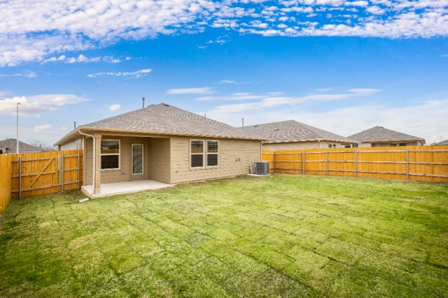 Photo - 728 Adler Way