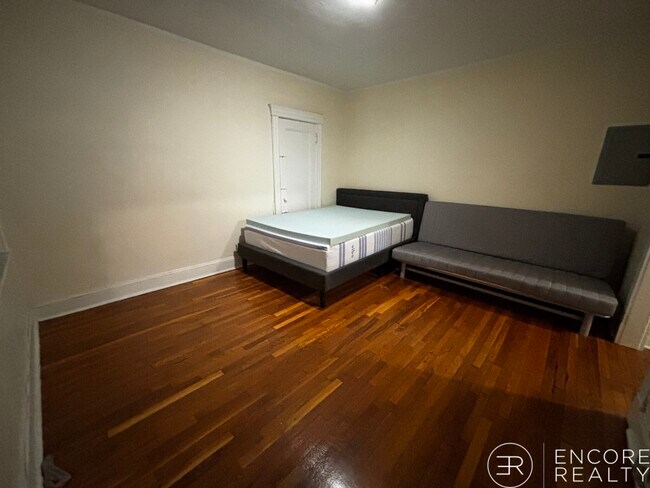 Photo - 376 Riverway Unit 15