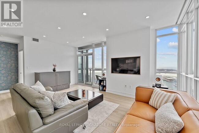 Photo - 15 Iceboat Terr Unité 4010