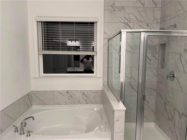Photo - 8755 Chesford Grv