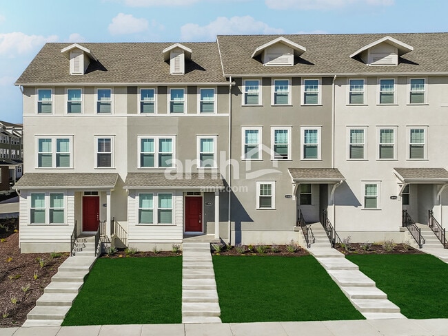 Building Photo - 6082 S Jordan Pkwy W