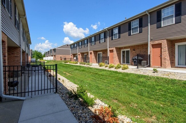 The Bluffs at Cherry Hills Townhomes