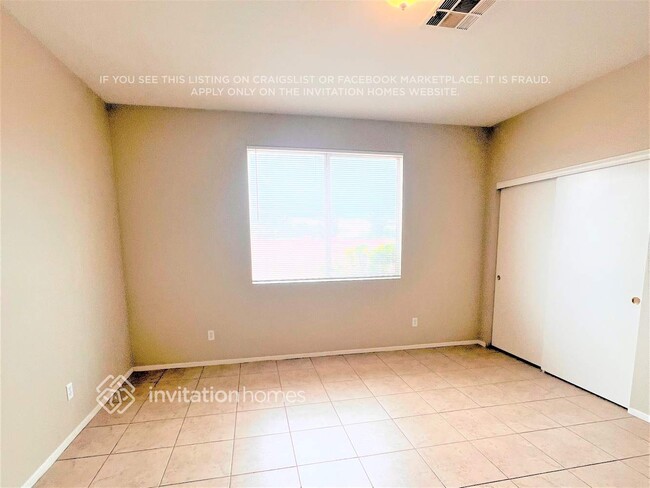 Photo - 534 Startop St