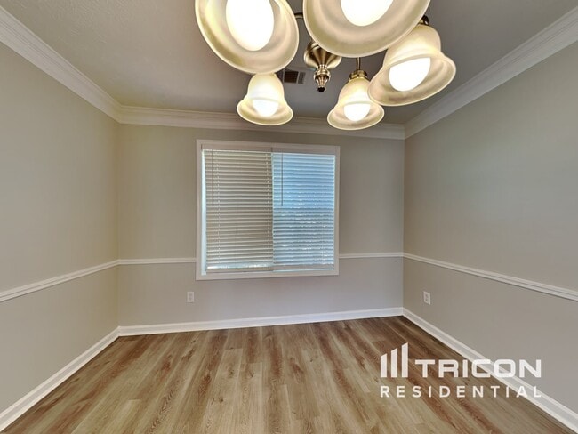 Photo - 1454 Glenfield Dr