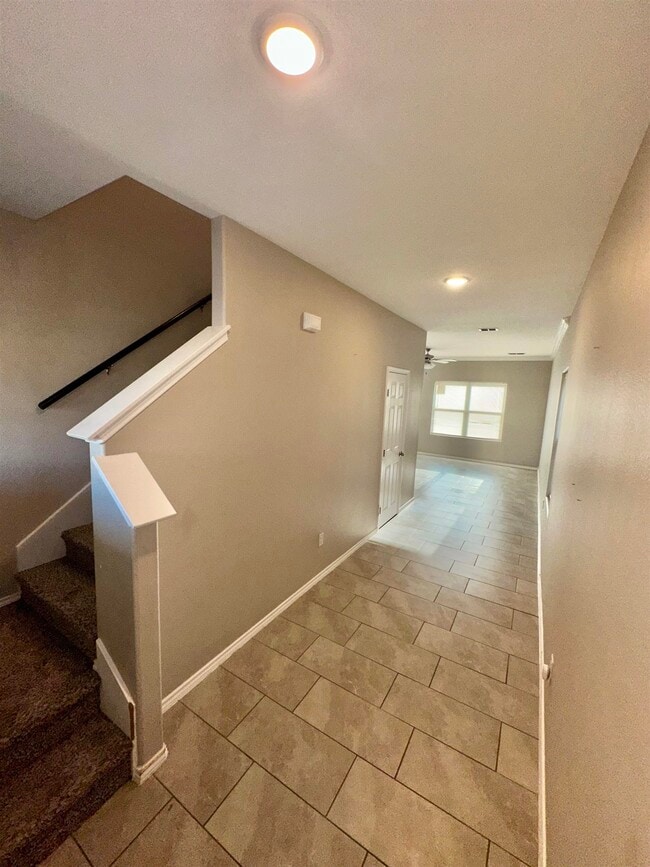 Photo - 9970 Toinette St