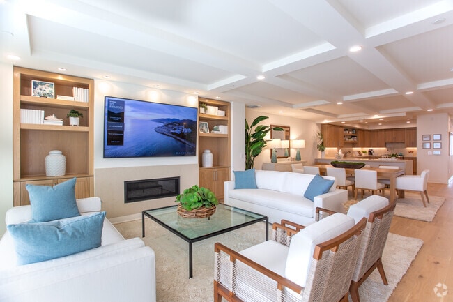 3BR, 3.5 BA-3111 SF