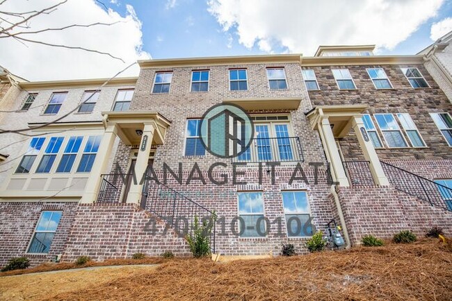 4 bedroom Town Home in Suwanee in North Gw... - 4 bedroom Town Home in Suwanee in North Gw...