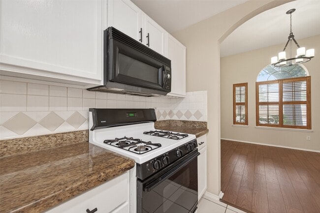 Photo - 23035 Canal Rd