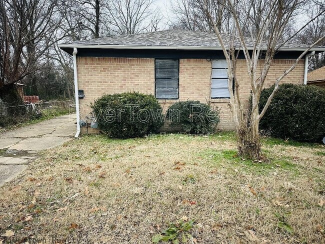 Photo - 3253 Ford Rd