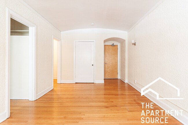 Photo - 532 W Arlington Pl