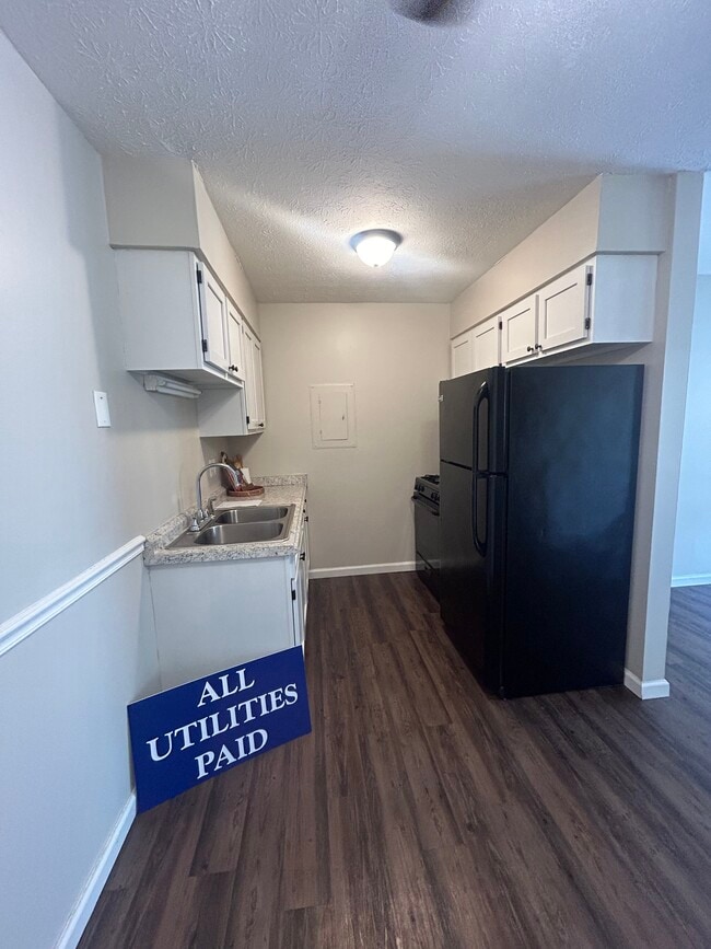 Photo - Greenhaven Apartments ALL UTILITIES PAID!