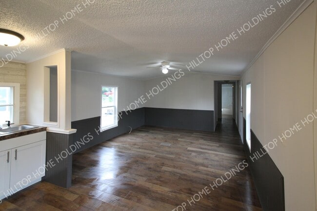 Photo - 33 Hilltop Rd