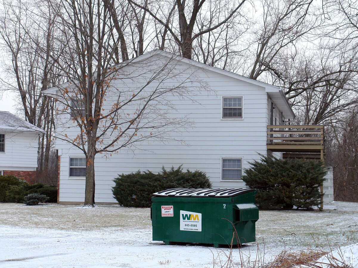 Photo - Sleepy Hollow Apartments
