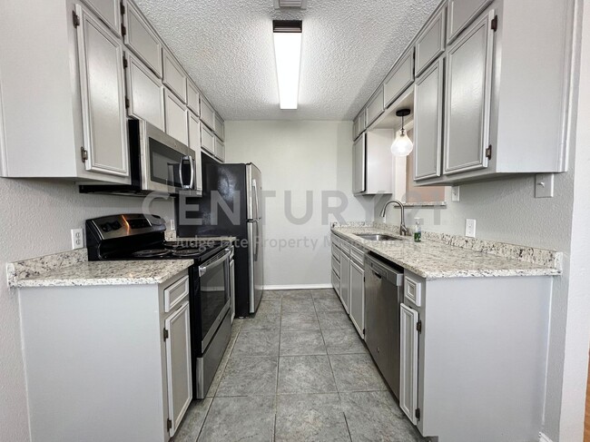 Photo - Tastefully Updated 2/1 in Aledo ISD For Rent!
