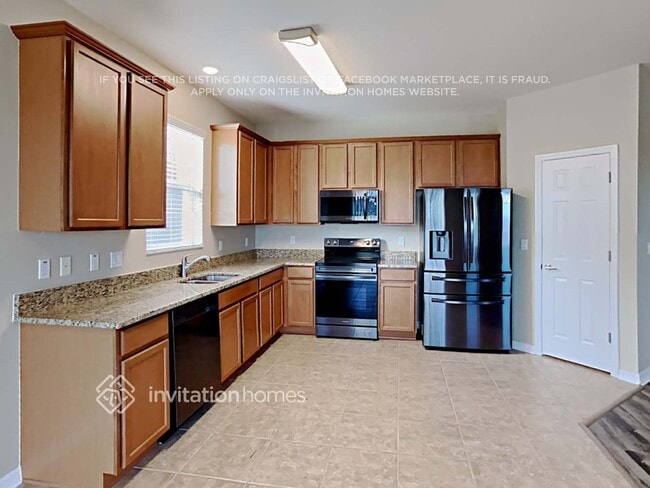 Photo - 11237 82nd St E