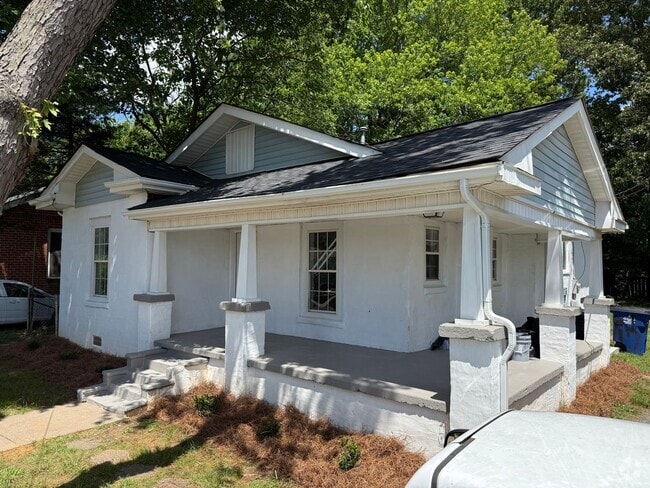 Building Photo - 2117 Bertha St Rental