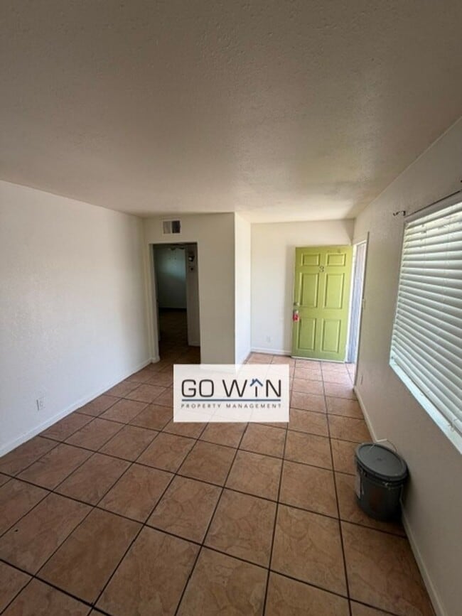 Photo - 1021 N 28th St Unit 3