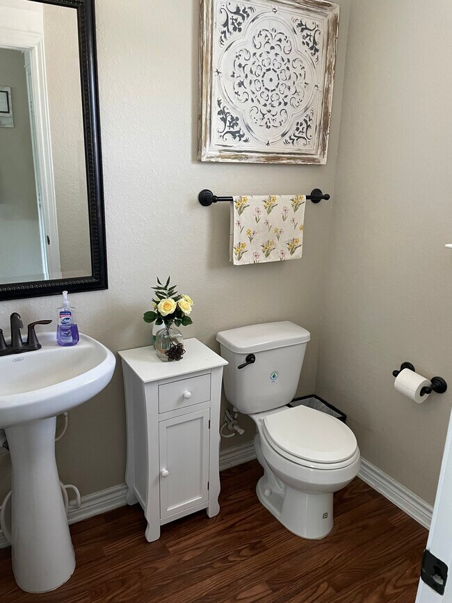 Photo - 9619 Pleasanton Blf