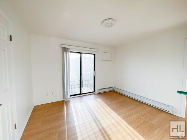 Building Photo - 78 AVENUE / Ridgewood, Queens / Sunny 1-Be... Unit 2 Rental