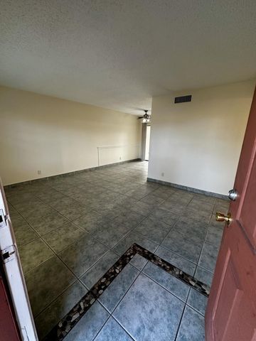 Building Photo - 4247 Oak Terrace Dr Rental