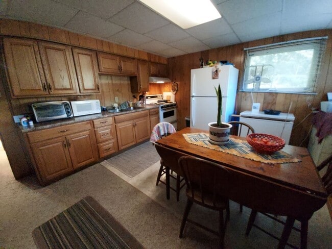Photo - Bashiba Ba Unit 438 Jacobs Lane #3