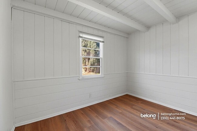 Photo - 18601 Keswick St Unit B