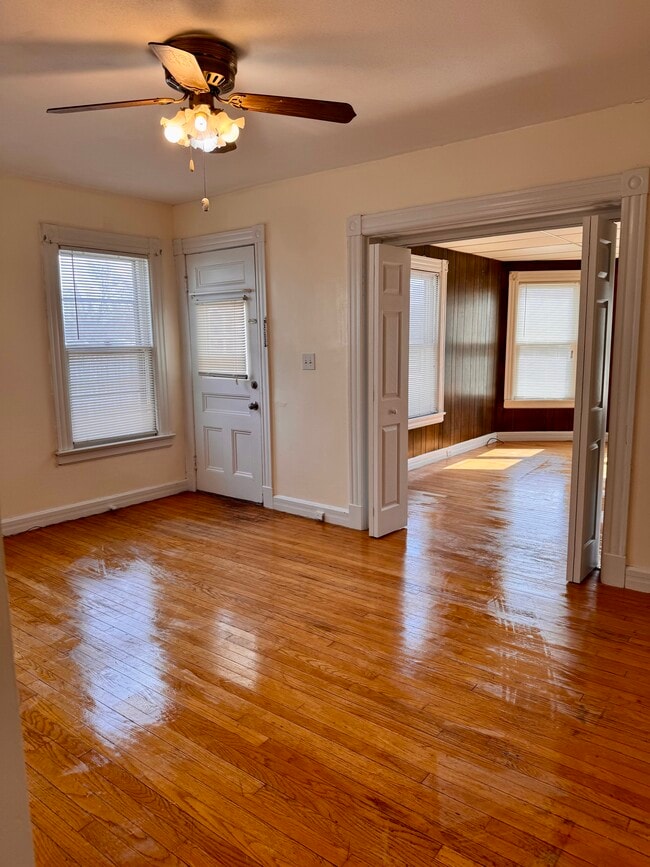 Photo - 123 Center St Unidad 123