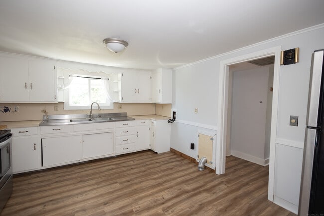 Photo - 148 Beecher St