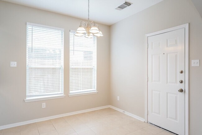 Photo - 18639 Appletree Ridge Rd
