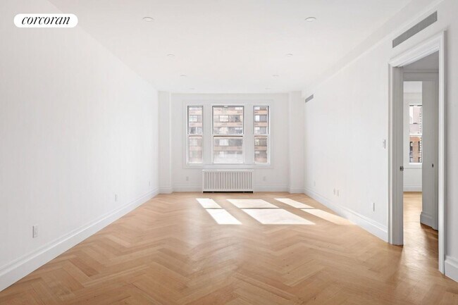 Photo - 241 W 97th St