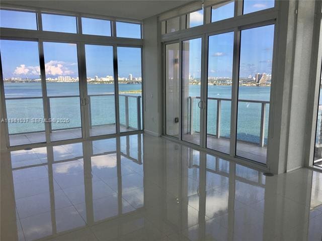 Building Photo - 601 NE 27th St Unit 1906