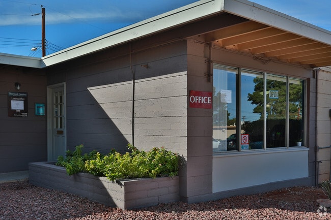 Photo - Icon on Stella