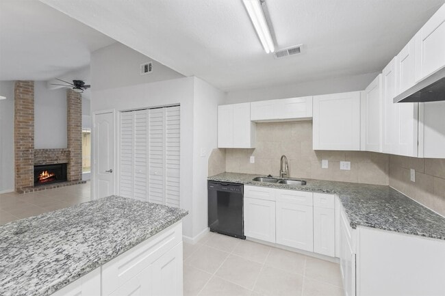 Photo - 23311 Pebworth Pl