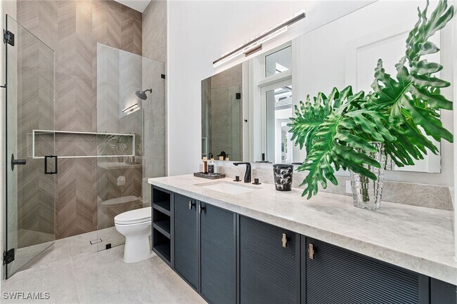 Building Photo - 337 West St