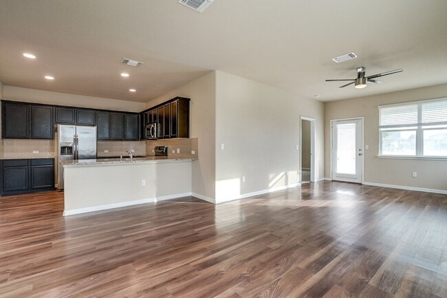 Photo - 1701 Logan Dr