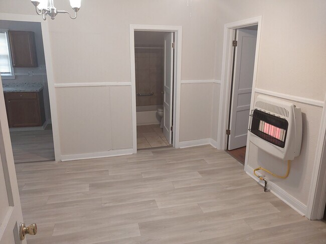 Photo - 1303 S Summit St