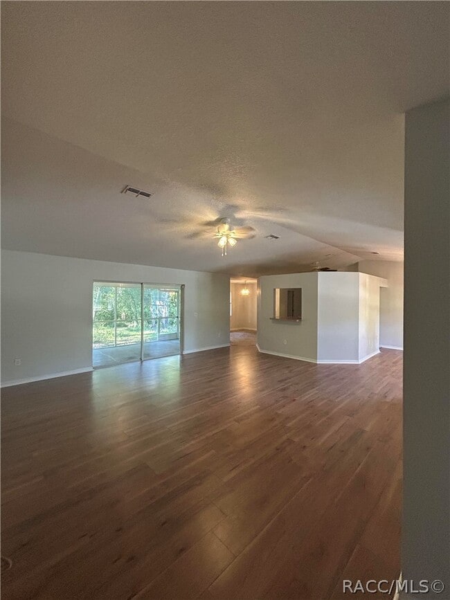 Photo - 3075 E Crown Dr